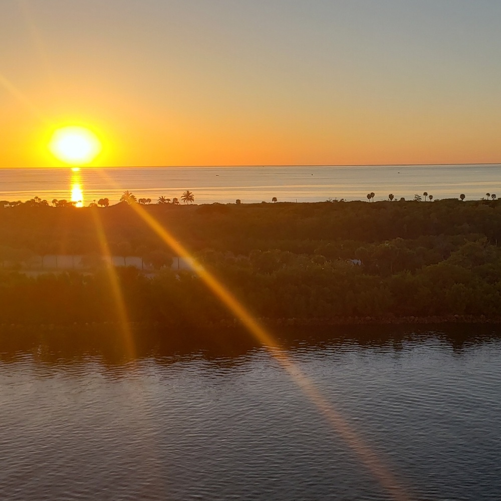 Meet your Posher, Cherise